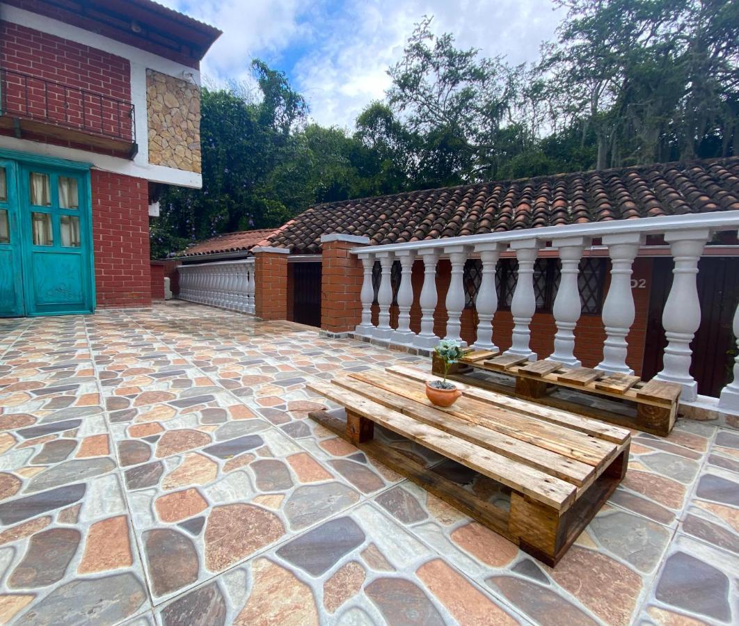 Finca Villa Chalet Del Rio Cali Farm Villa Chalet Cali River Екстер'єр фото