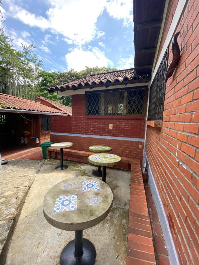 Finca Villa Chalet Del Rio Cali Farm Villa Chalet Cali River Екстер'єр фото