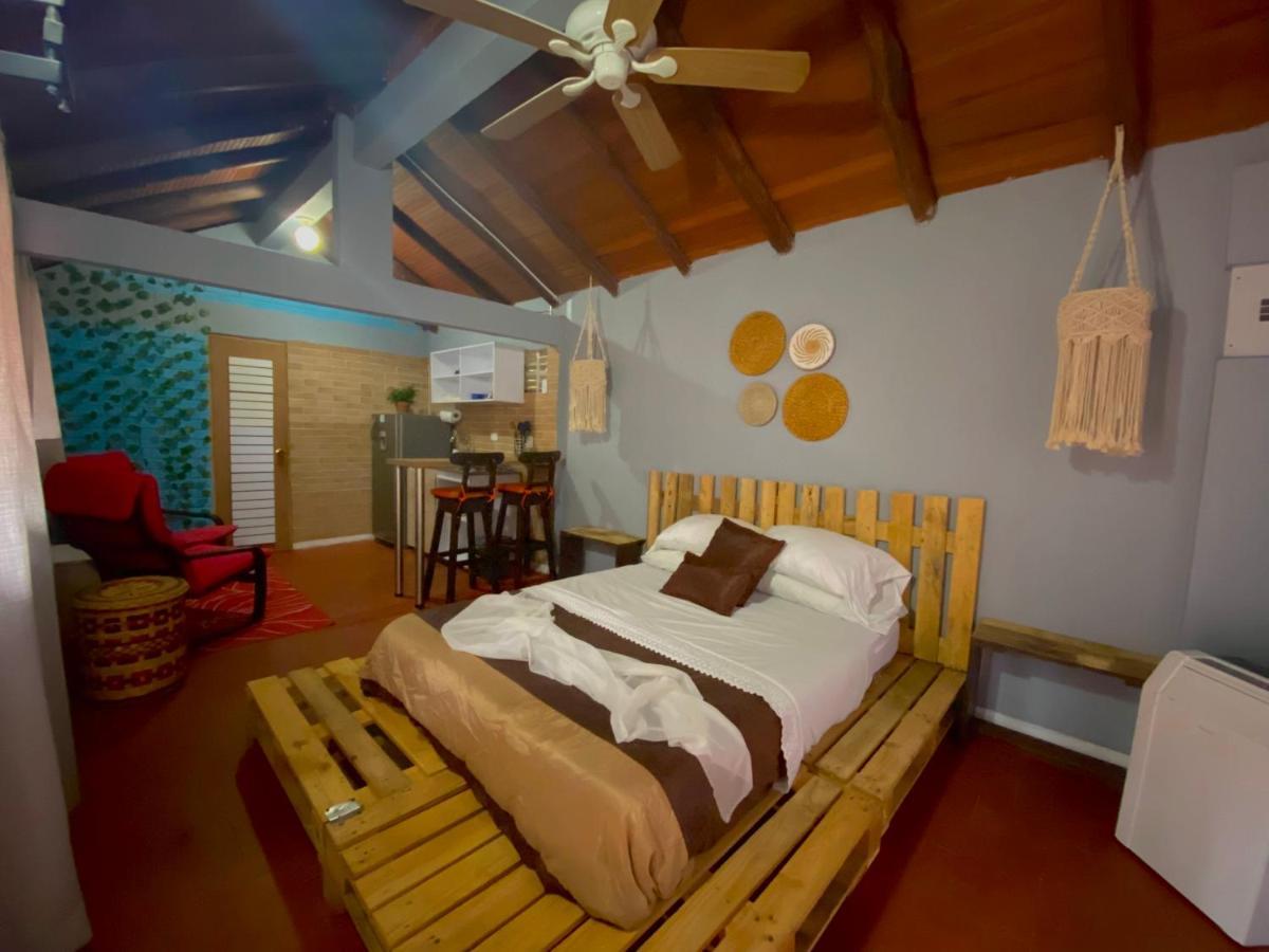 Finca Villa Chalet Del Rio Cali Farm Villa Chalet Cali River Екстер'єр фото